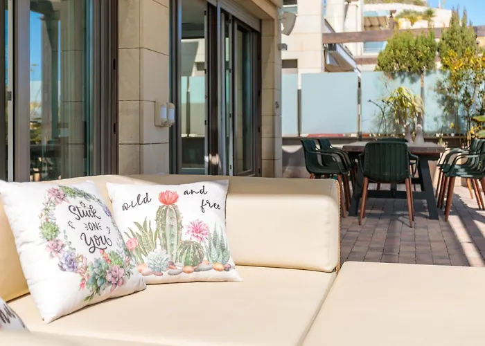 Mediterranean Villa Arenales del Sol